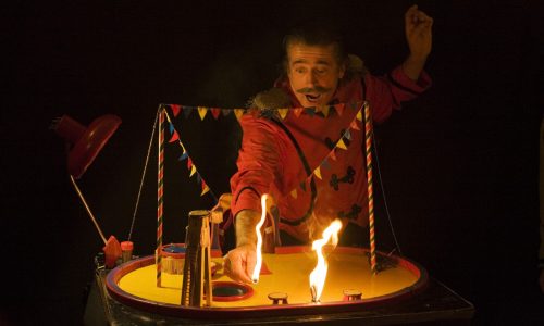 le Cirque des Puces Savantes FEU_©Donadoni
